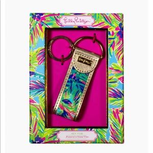 LILY PULITZER KEY FOB IN ISLAND TIME NWOT